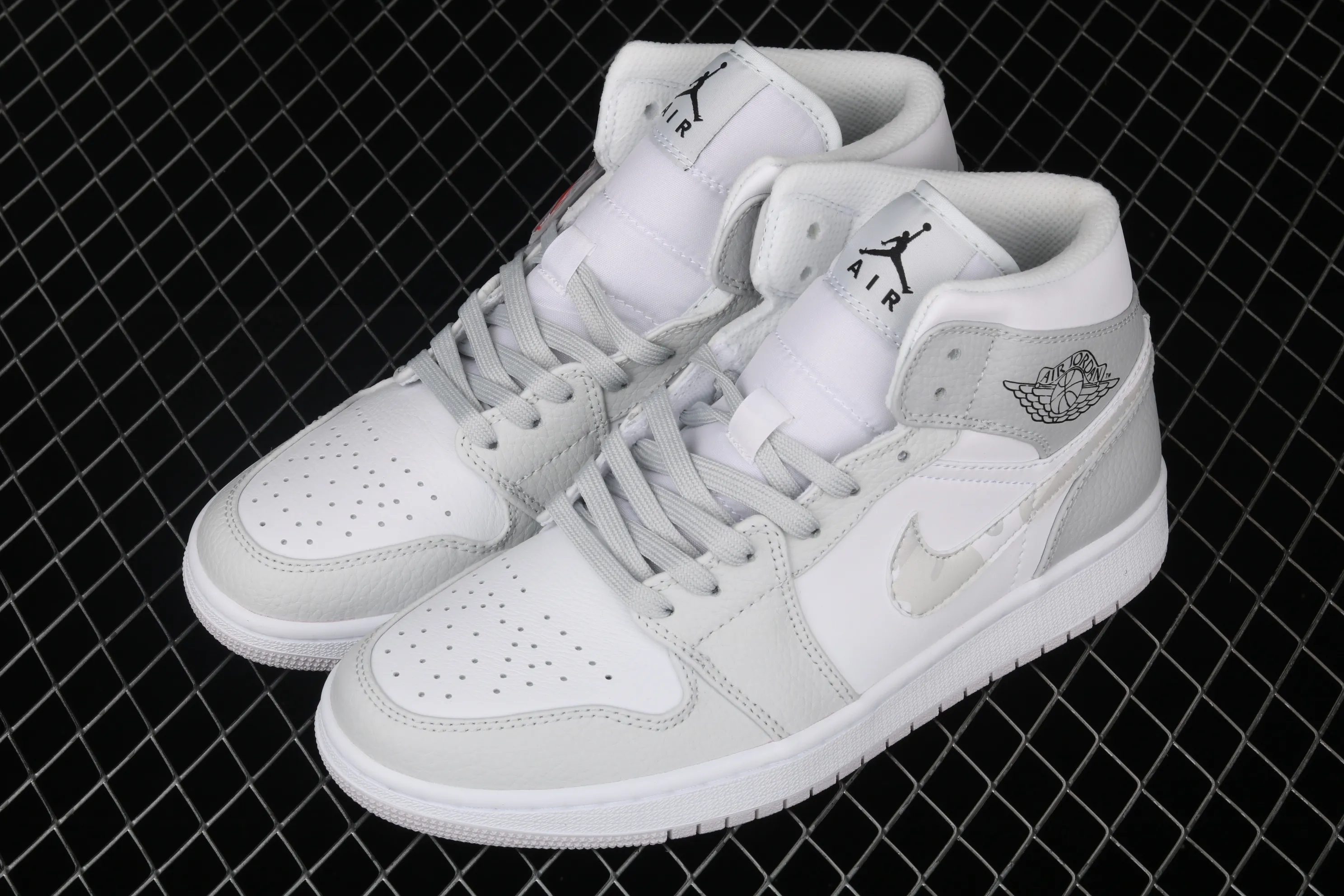 All categories Air Jordan Jordan series basketball shoes Air Jordan 1 Mid Air Jordan 1 Mid "White Camo" AJ1 Joe 1 Zhongbang white gray camouflage DC9035-100